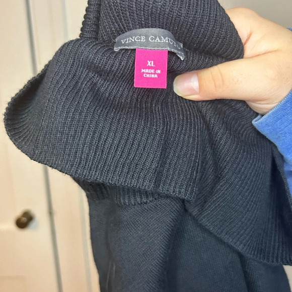 VINCE CAMUTO BLACK PONCHO SWEATER - Picture 2 of 3